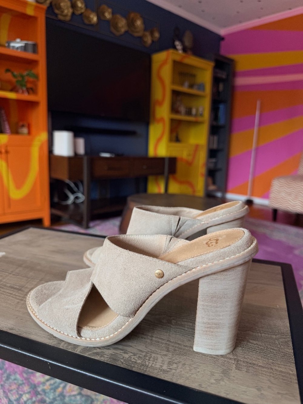 UGG Suede Block Heel Sandals – Neutral Beige/Taupe – Size 6